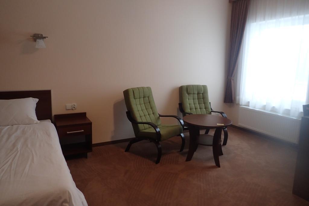 Gosciniec Pan Tadeusz II Giżycko Exterior foto